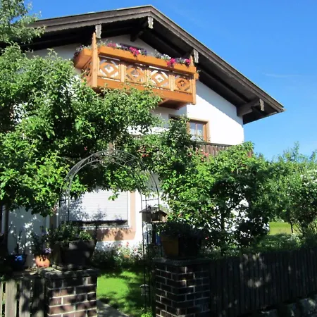 Ferienwohnung Enzinger Apartamento